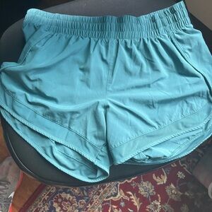 Athleta Mesh Racer Run Short Size Small